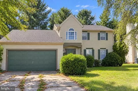 Exterior - 214 Northdown Dr, Dover, DE 19904 photo 3 of 6