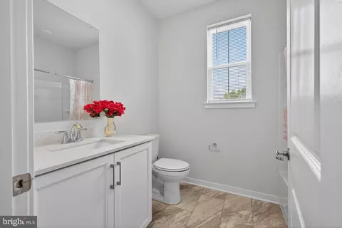 Entry Way - 23 Carney Ct, Dover, DE 19904 photo 14 of 18