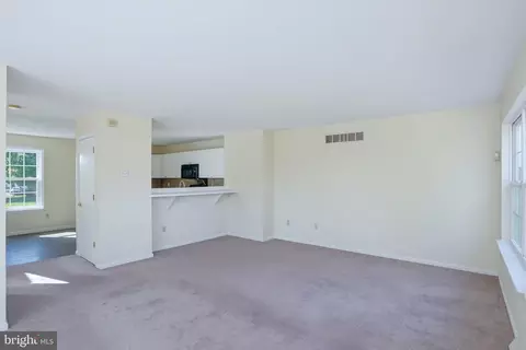 Living - 235 Charring Cross Dr, Dover, DE 19904 photo 4 of 9