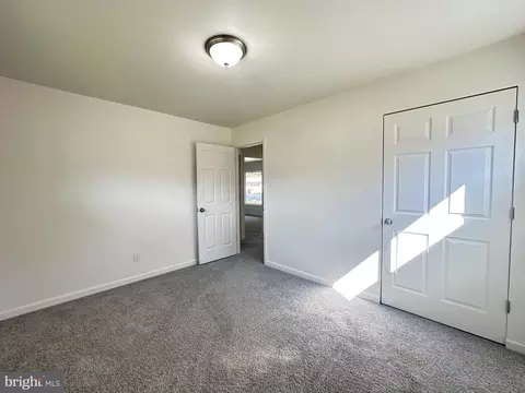 Bedroom - 2 Washington Pl, Dover, DE 19901 photo 1 of 3