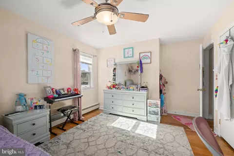 Bedroom - 944 Sunset Ter, Dover, DE 19904 photo 9 of 11