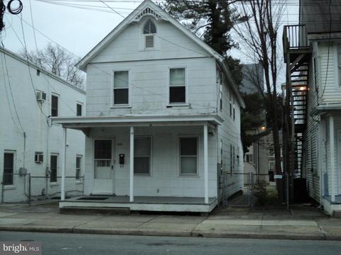 114 W Division St, Dover, DE 19904 photo 1