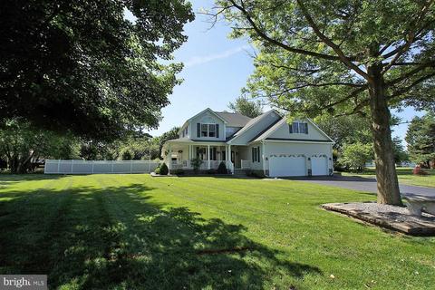 29 E Darby Cir, Dover, DE 19904 photo 2
