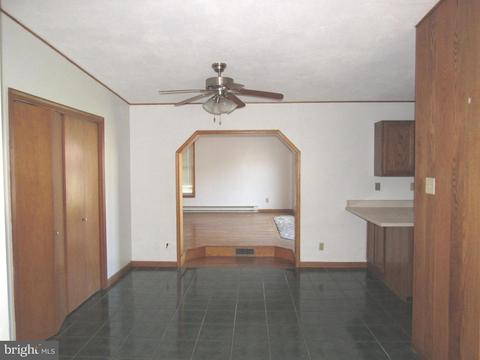 11 Newark Cir, Dover, DE 19901 photo 6