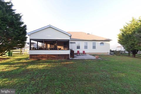 79 Berwick Ln, Dover, DE 19904 photo 2