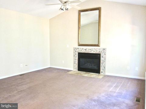 321 Joy Ct, Bear, DE 19701 photo 8