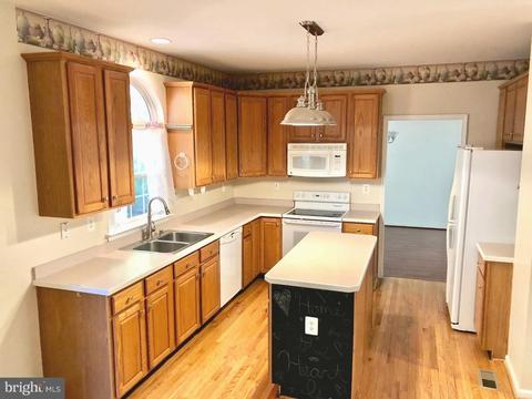 321 Joy Ct, Bear, DE 19701 photo 10