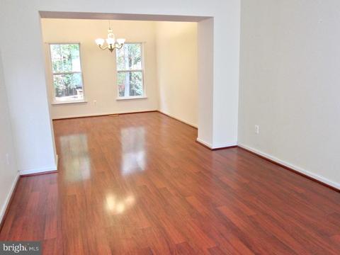 321 Joy Ct, Bear, DE 19701 photo 3