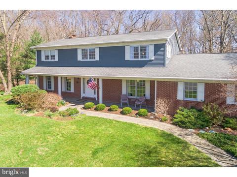 18 Mary Ct, Bear, DE 19701 photo 1