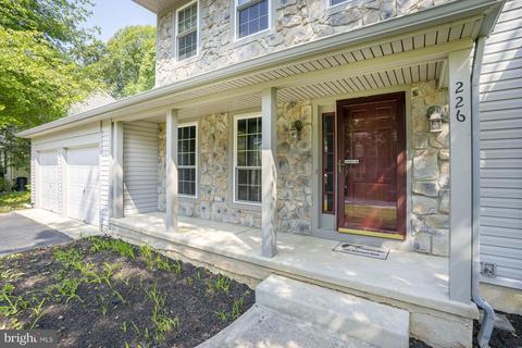 226 Timber Knoll Dr, Bear, DE 19701 photo 2