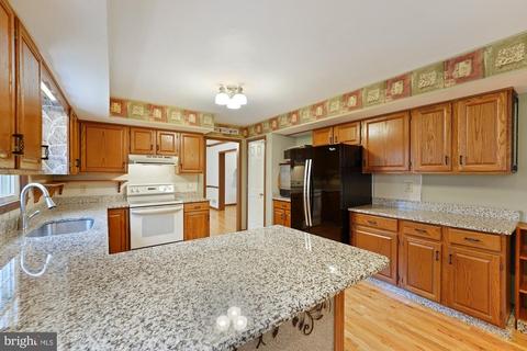 230 Benjamin Blvd, Bear, DE 19701 photo 14