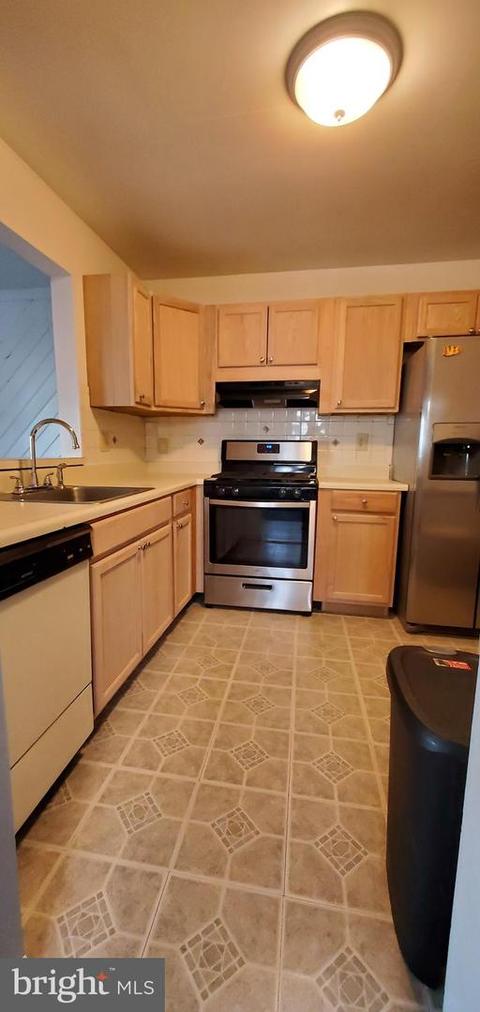 32 Kelston Dr, Newark, DE 19702 photo 11