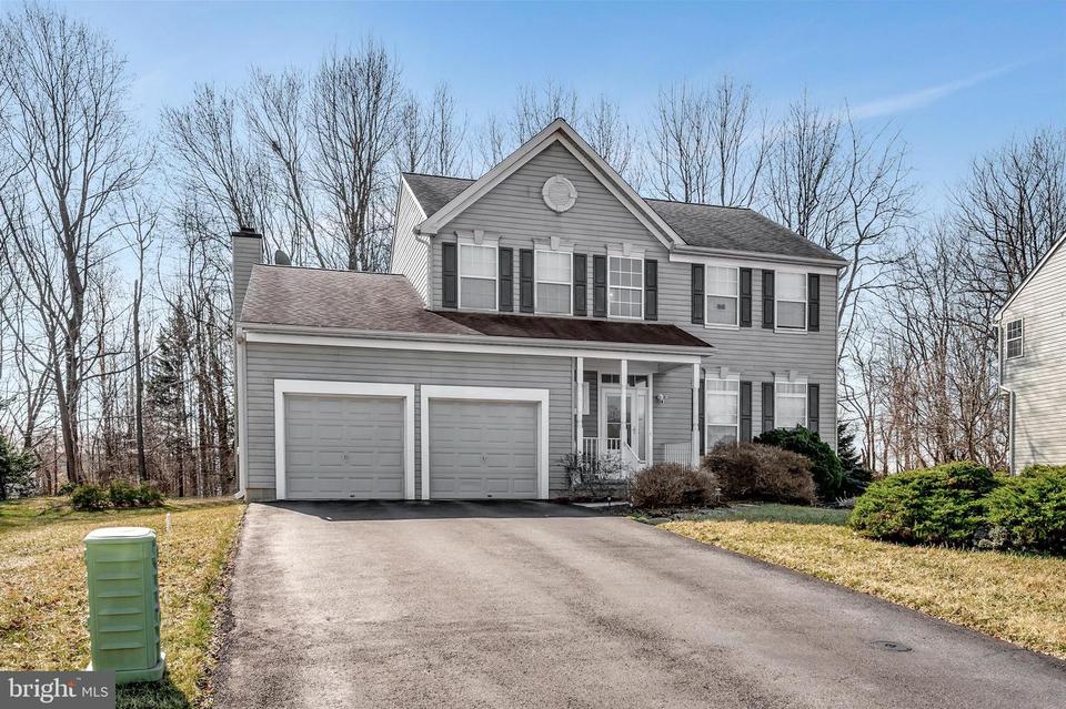 405 Cheer Ct, Bear, DE 19701 | 31 Photos | MLS #DENC2019390 - Movoto