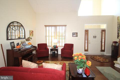 14 Chapman Ln, Bear, DE 19701 photo 2