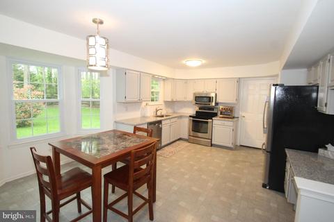 252 Cheyenne Dr, Bear, DE 19701 photo 7
