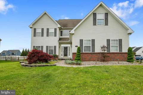 314 Red Cedar Ln, Bear, DE 19701 photo 1