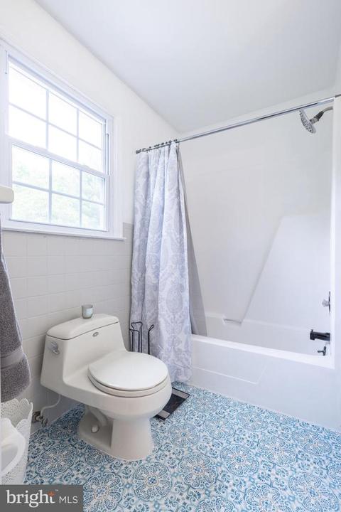 402 Hickory Dr, Bear, DE 19701 photo 19