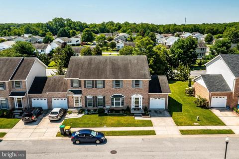 15 Marble House Dr, Bear, DE 19701 photo 3