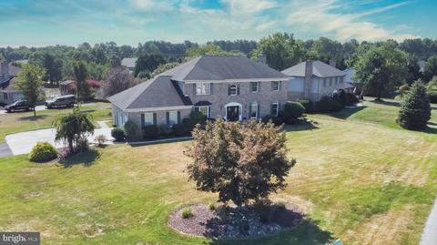 159 Honora Dr, Bear, DE 19701 photo 3