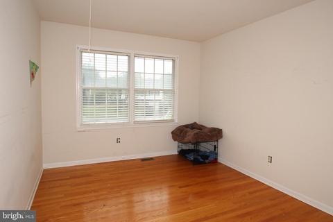 8 Allara Ct, Bear, DE 19701 photo 4