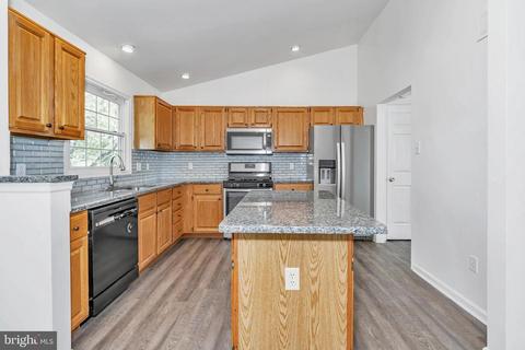 4 Penny Ln, Bear, DE 19701 photo 9