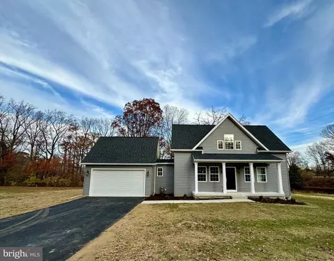 5 Timber Ln, Wilmington, DE 19803