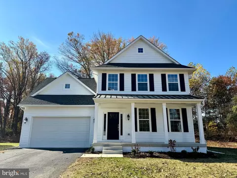 10 Timber Ln, Wilmington, DE 19803