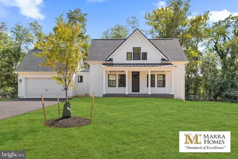 11 Timber Ln, Wilmington, DE 19803