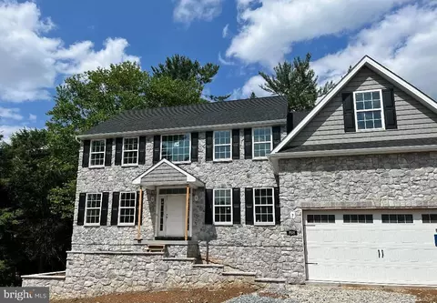 898 Sharpless Rd, Hockessin, DE 19707