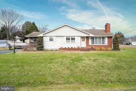 111 N Meadow Dr, Townsend, DE 19734