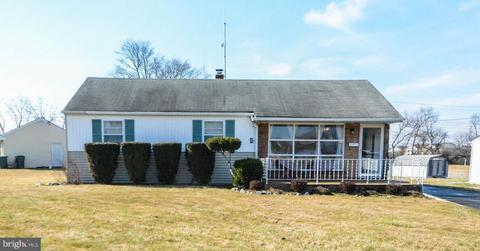 20 Croyden Rd, Newark, DE 19702