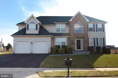 4 Watson Ln, Middletown, DE 19709