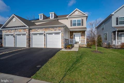 163 Sirius Dr, Bear, DE 19701