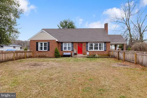 5047 Ogletown Stanton Rd, Newark, DE 19713