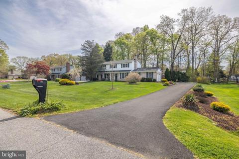27 Clipper Ct, Bear, DE 19701 photo 2