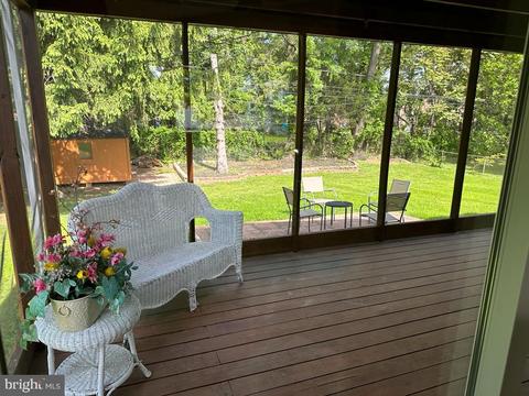 106 Rustic Dr, Newark, DE 19713 photo 12