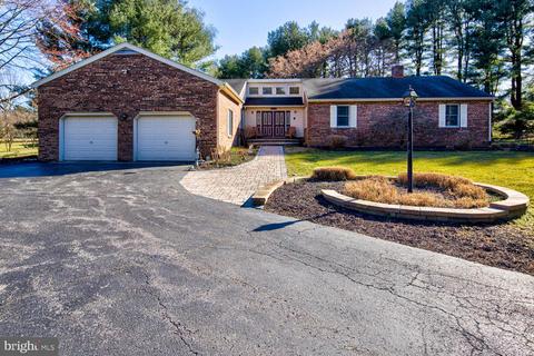 103 Covered Bridge Ln, Newark, DE 19711