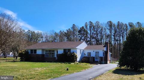 818 Howell School Rd, Bear, DE 19701 photo 1