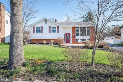 20 Rockrose Dr, Newark, DE 19711