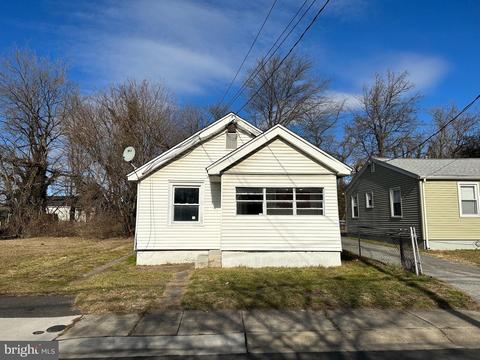 5 Center St, New Castle, DE 19720