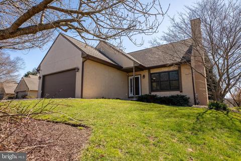 15 Donegal Ct, Newark, DE 19711