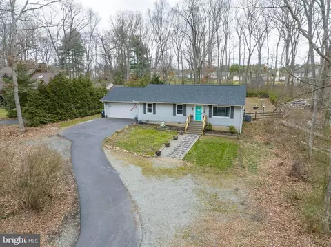 111 Kingston Dr, Bear, DE 19701