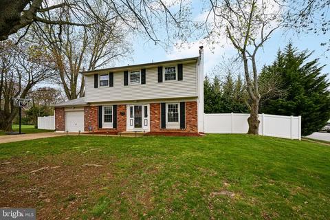 714 Plumtree Ln, Claymont, DE 19703
