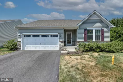 1615 Ellinor Ct, Middletown, DE 19709