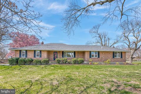 306 Bear Christiana Rd, Bear, DE 19701
