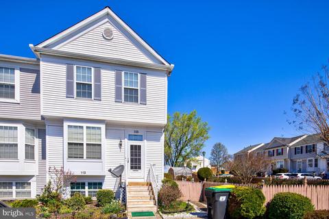 113 Denny Cir, Newark, DE 19702