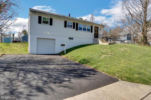 202 E Holly Oak Rd, Wilmington, DE 19809