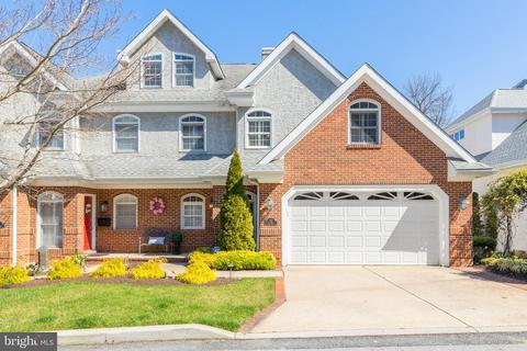 44 Hill Rd, Wilmington, DE 19806