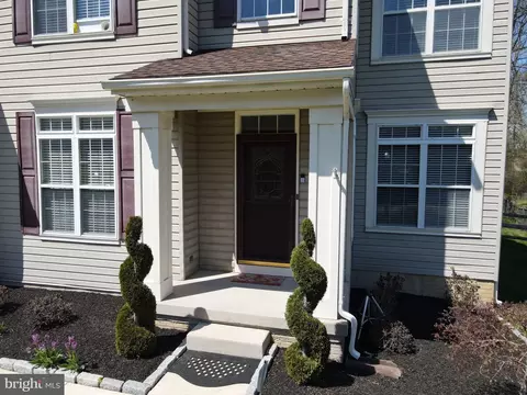 313 Joy Ct, Bear, DE 19701 photo 2