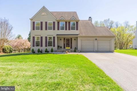 39 Hazelwood Dr, Newark, DE 19702